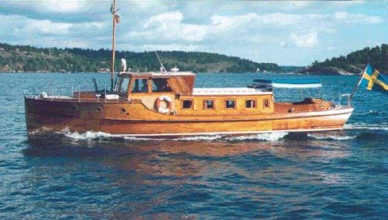 Classic Wooden Motor Yachts